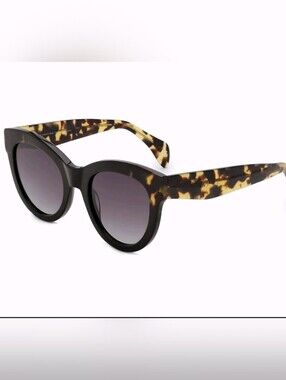 Carolina Lemke Berlin Eyewear FULL INCLUSION